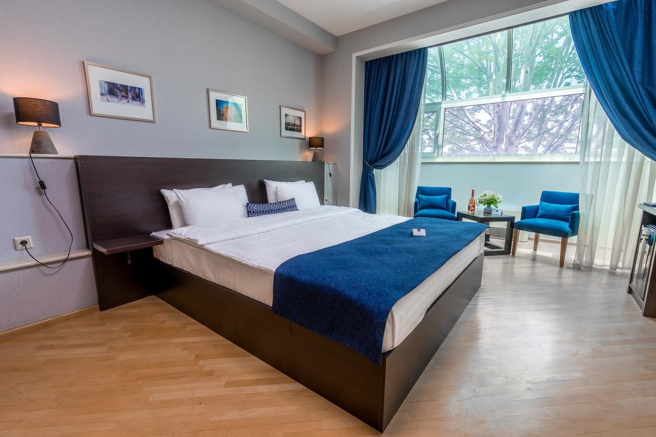 Отель Hotel Bella Casa Тбилиси