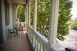 Отель Hotel Bella Casa Тбилиси Улучшенный люкс-2