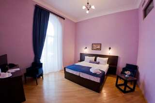 Отель Hotel Bella Casa Тбилиси Бюджетный двухместный номер с 1 кроватью или 2 отдельными кроватями-8