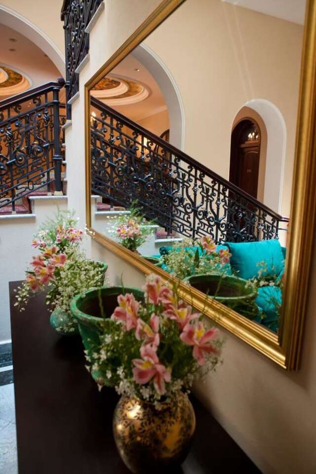 Отель Hotel Bella Casa Тбилиси-17